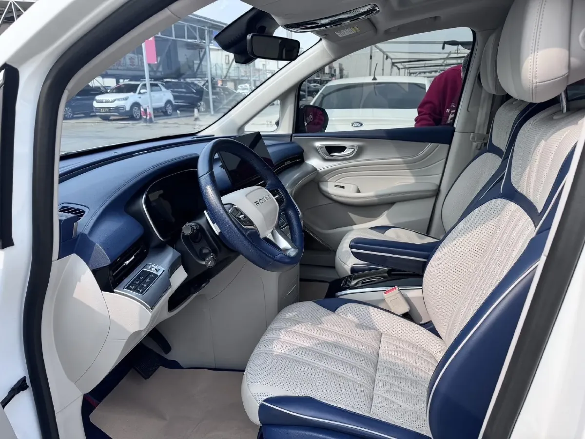 2021 Roewe iMAX8 2.0T 234HP L4 8AT,autocango,china used car exporter,china ev exporter,chinese used car exporter,chinese used ev exporter