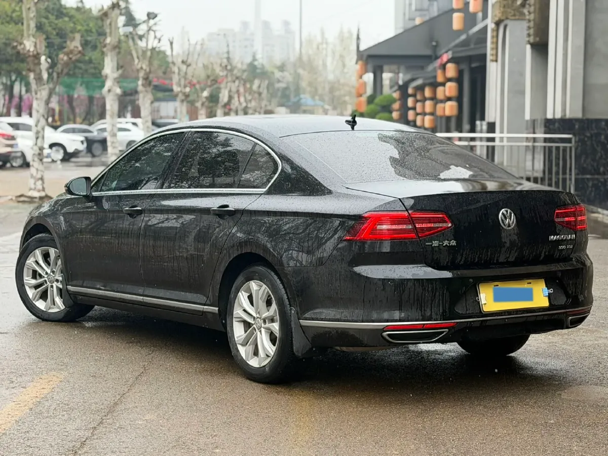 2019 Volkswagen Magotan 2.0T 186HP L4 7DCT,autocango,china used car exporter,china ev exporter,chinese used car exporter,chinese used ev exporter