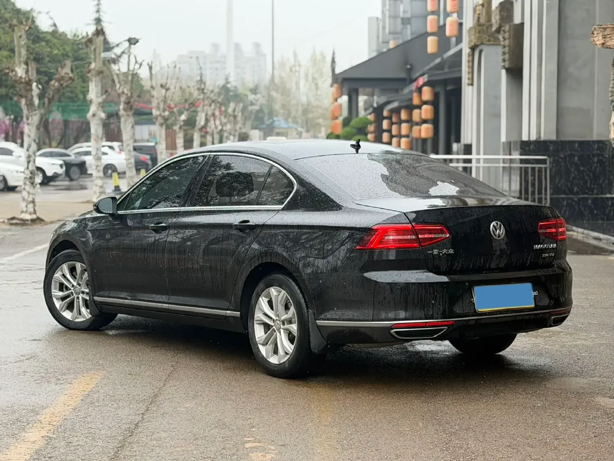 2019 Volkswagen Magotan 2.0T 186HP L4 7DCT,autocango,china used car exporter,china ev exporter,chinese used car exporter,chinese used ev exporter