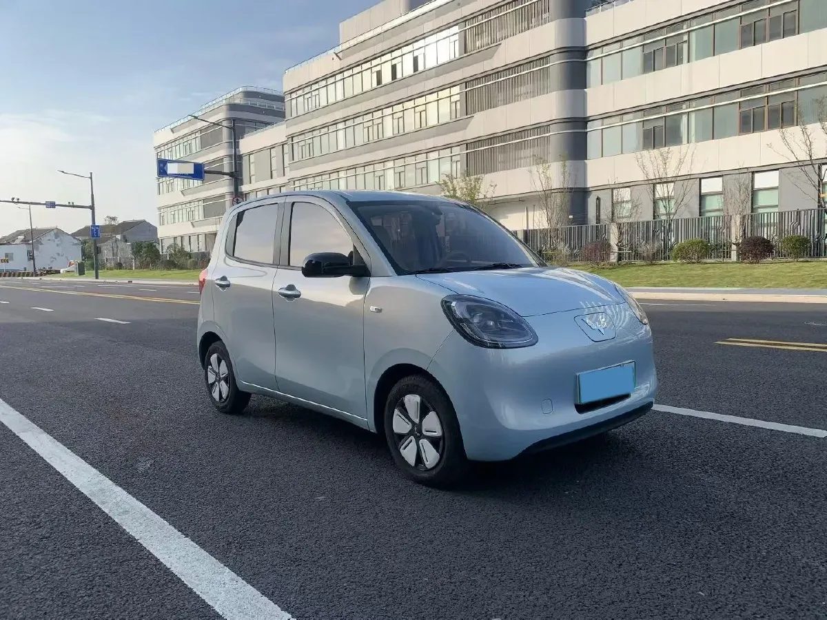 2025 WuLing HongGuang MINI EV BEV 16.2KWH,autocango,china used car exporter,china ev exporter,chinese used car exporter,chinese used ev exporter