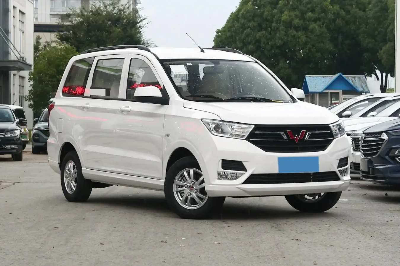 2021 WuLing RongGuang New Truck 1.5L 99HP L4 5MT,autocango,china used car exporter,china ev exporter,chinese used car exporter,chinese used ev exporter