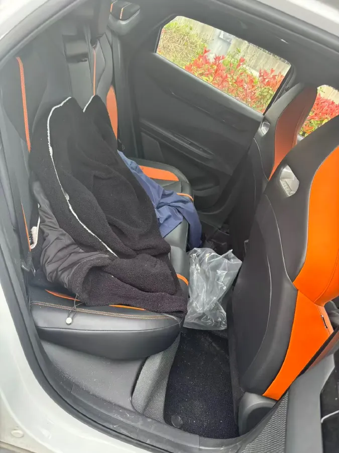 2023 ChangAn UNI-V 1.5T 188HP L4 7DCT,autocango,china used car exporter,china ev exporter,chinese used car exporter,chinese used ev exporter