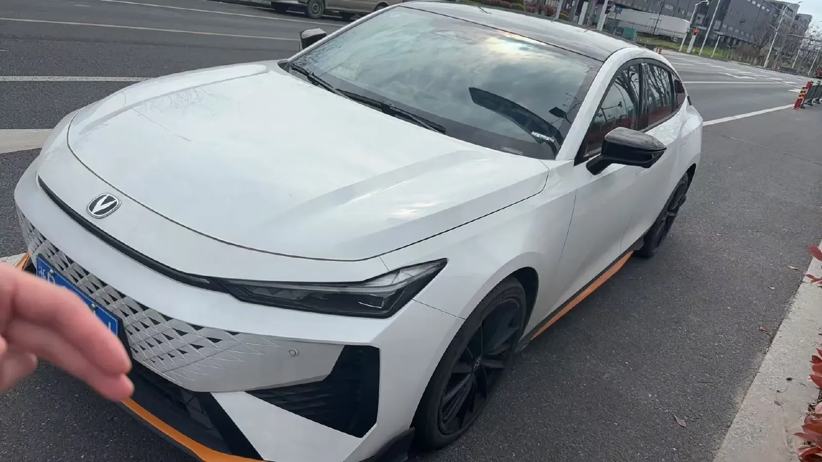 2023 ChangAn UNI-V 1.5T 188HP L4 7DCT,autocango,china used car exporter,china ev exporter,chinese used car exporter,chinese used ev exporter