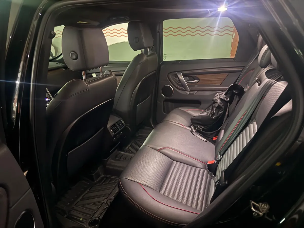 2020 Land Rover Discovery Sport 2.0T 249HP L4 9AT,autocango,china used car exporter,china ev exporter,chinese used car exporter,chinese used ev exporter