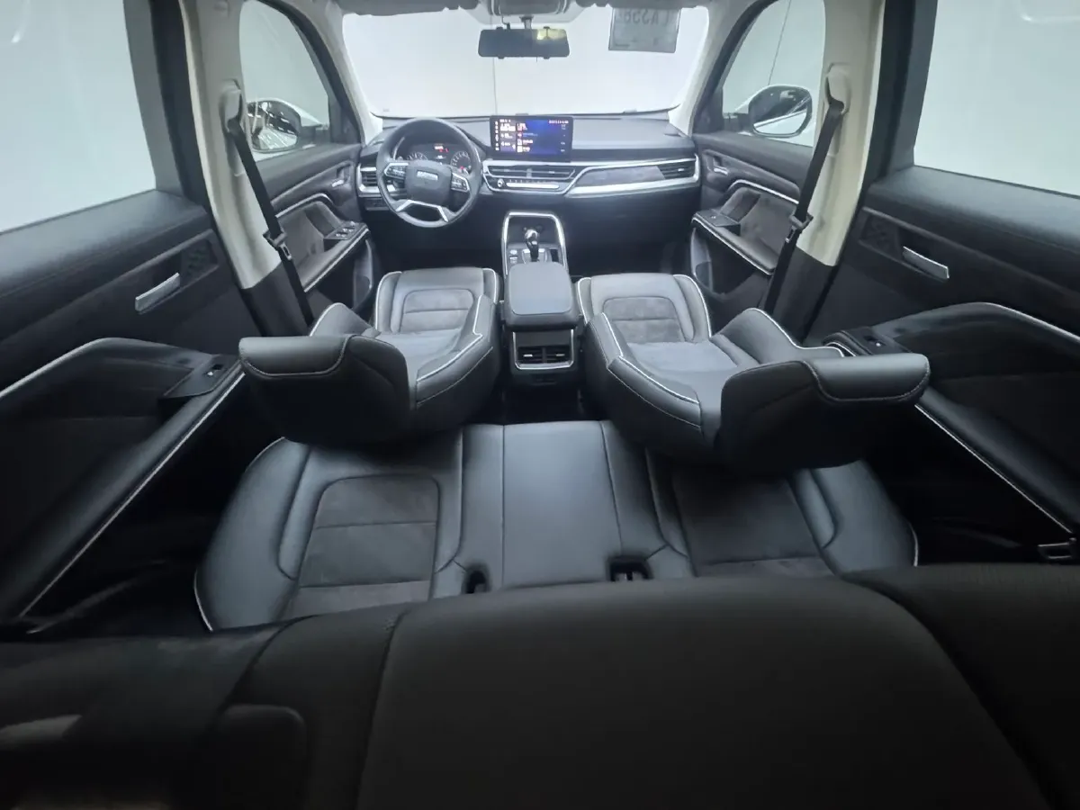 2021 Haval H6 1.5T 150HP L4 7DCT,autocango,china used car exporter,china ev exporter,chinese used car exporter,chinese used ev exporter