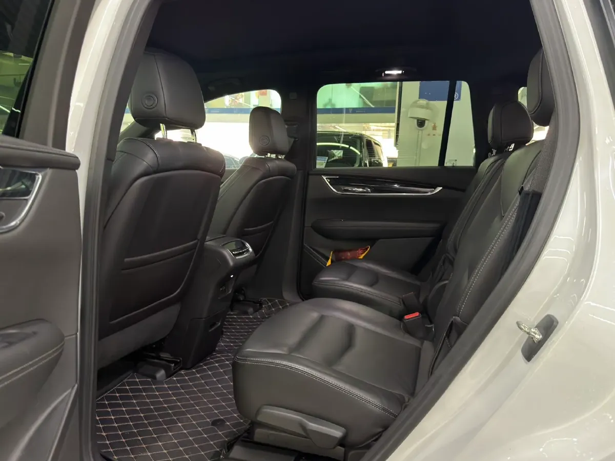 2019 Cadillac CT6 2.0T 241HP L4 10AT,autocango,china used car exporter,china ev exporter,chinese used car exporter,chinese used ev exporter