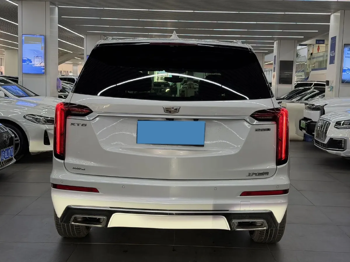 2019 Cadillac CT6 2.0T 241HP L4 10AT,autocango,china used car exporter,china ev exporter,chinese used car exporter,chinese used ev exporter
