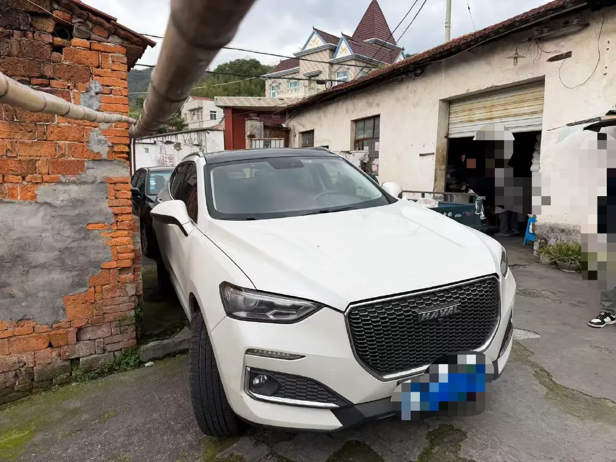 2018 Haval F5 1.5T 169HP L4 7DCT,autocango,china used car exporter,china ev exporter,chinese used car exporter,chinese used ev exporter