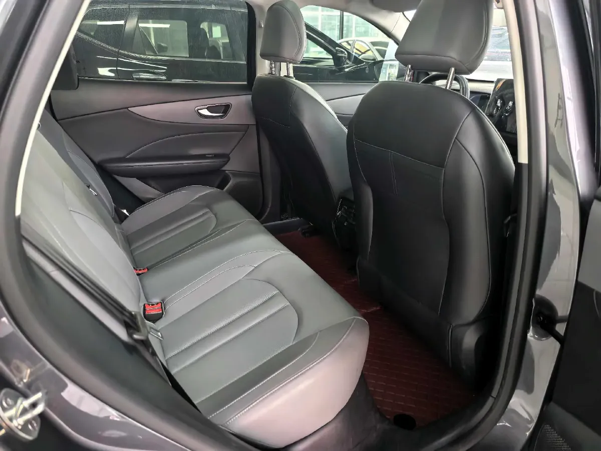 2025 MG MG ES5 BEV 62.2KWH,autocango,china used car exporter,china ev exporter,chinese used car exporter,chinese used ev exporter