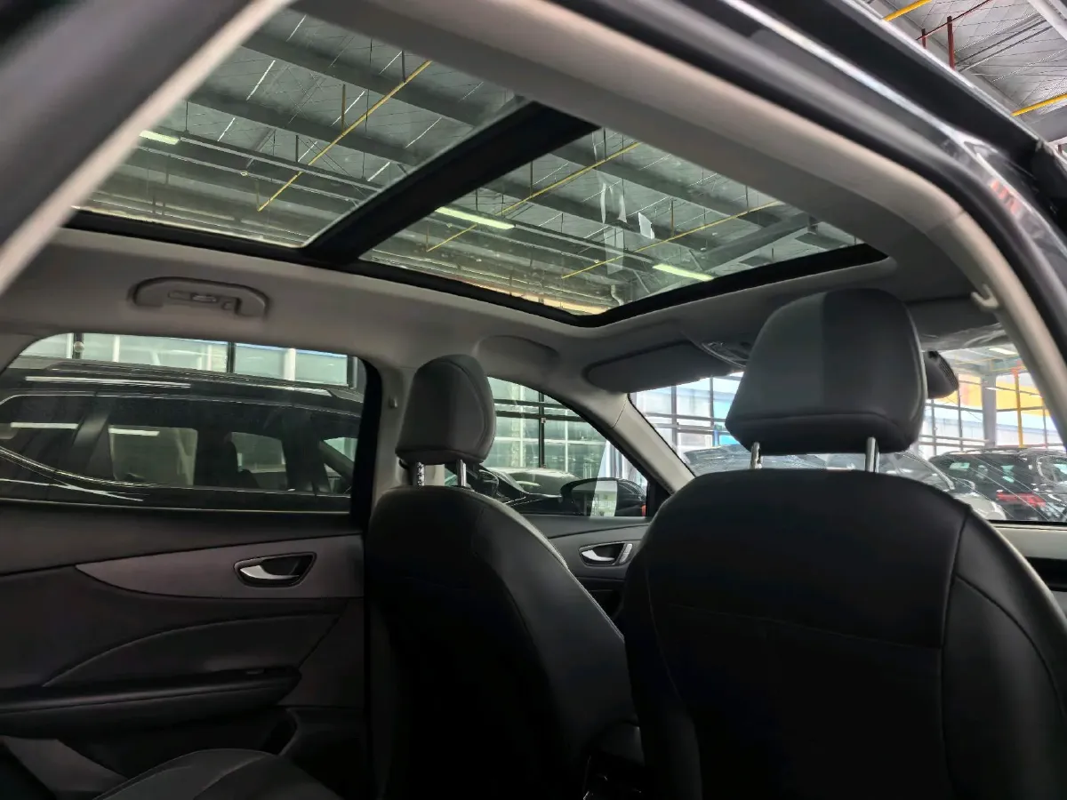 2025 MG MG ES5 BEV 62.2KWH,autocango,china used car exporter,china ev exporter,chinese used car exporter,chinese used ev exporter