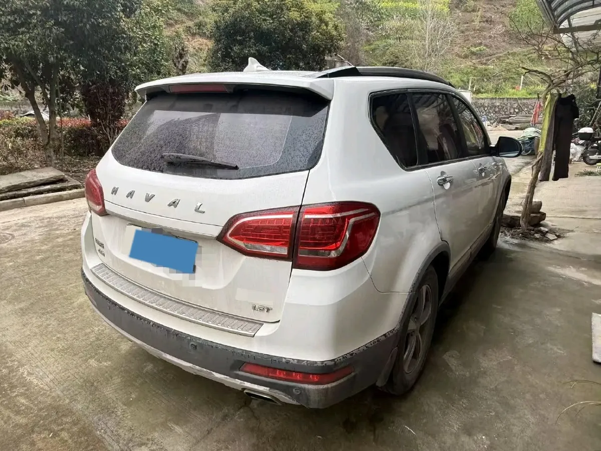 2015 Haval H6 1.5T 150HP L4 6MT,autocango,china used car exporter,china ev exporter,chinese used car exporter,chinese used ev exporter