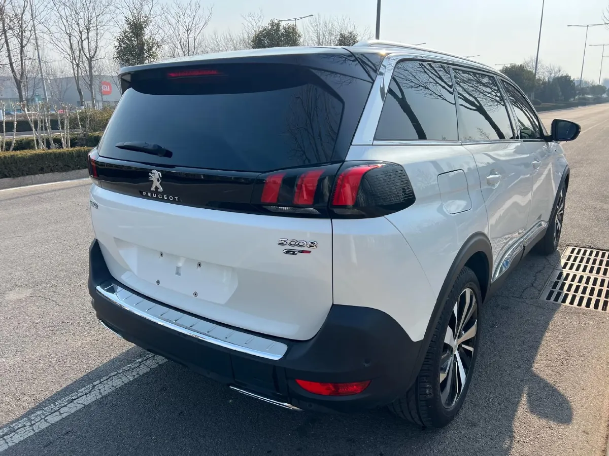 2017 Peugeot 5008 1.8T 204HP L4 6AT,autocango,china used car exporter,china ev exporter,chinese used car exporter,chinese used ev exporter