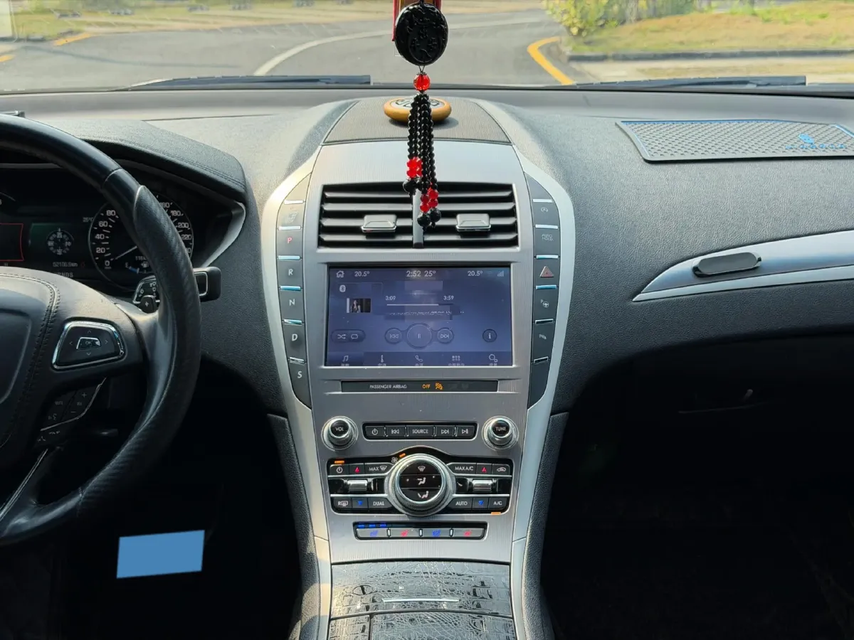 2019 Lincoln MKZ 2.0T 196HP L4 6AT,autocango,china used car exporter,china ev exporter,chinese used car exporter,chinese used ev exporter