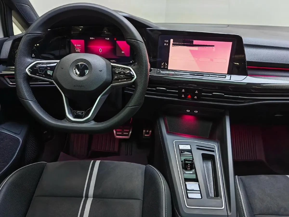 2023 Volkswagen Golf 1.4T 150HP L4 7DCT,autocango,china used car exporter,china ev exporter,chinese used car exporter,chinese used ev exporter