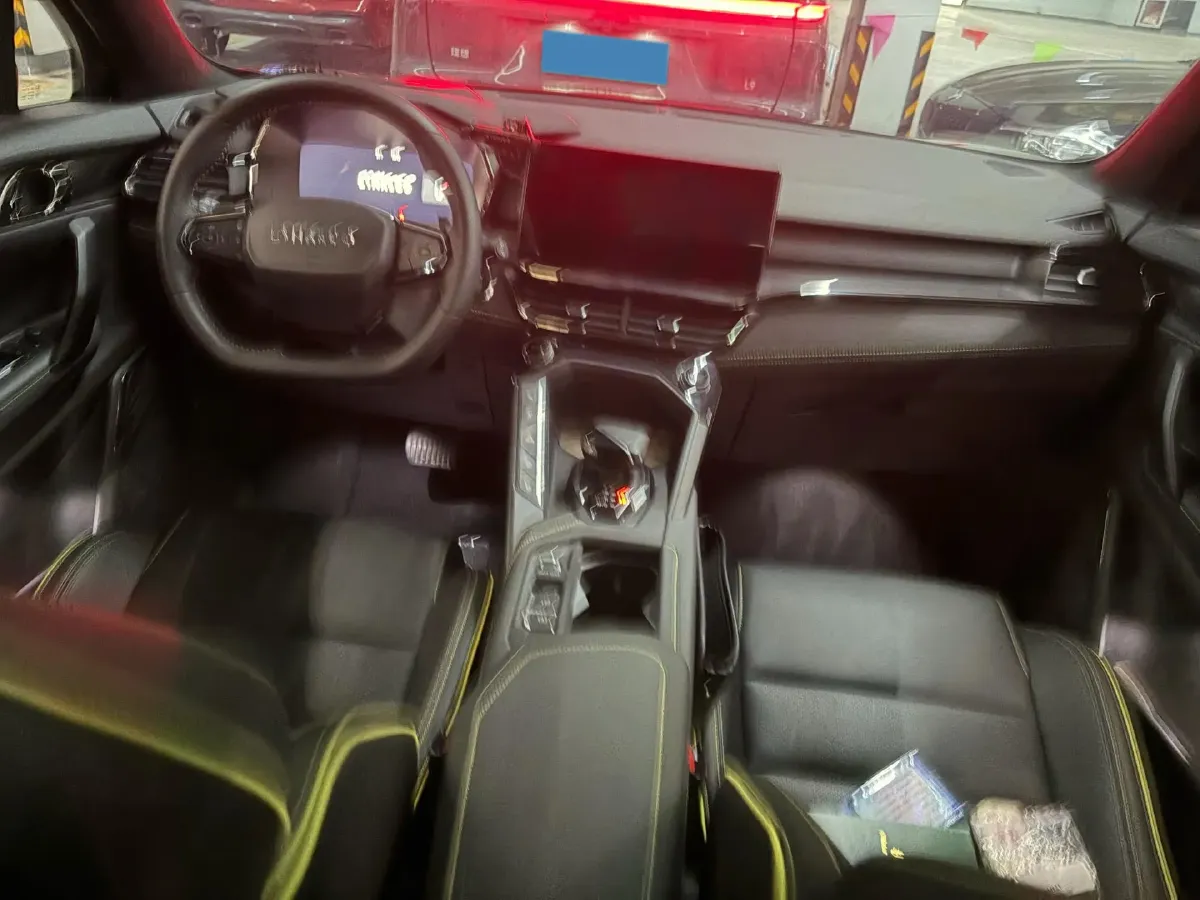 2023 LYNK&CO 03 1.5T 181HP L4 7DCT,autocango,china used car exporter,china ev exporter,chinese used car exporter,chinese used ev exporter