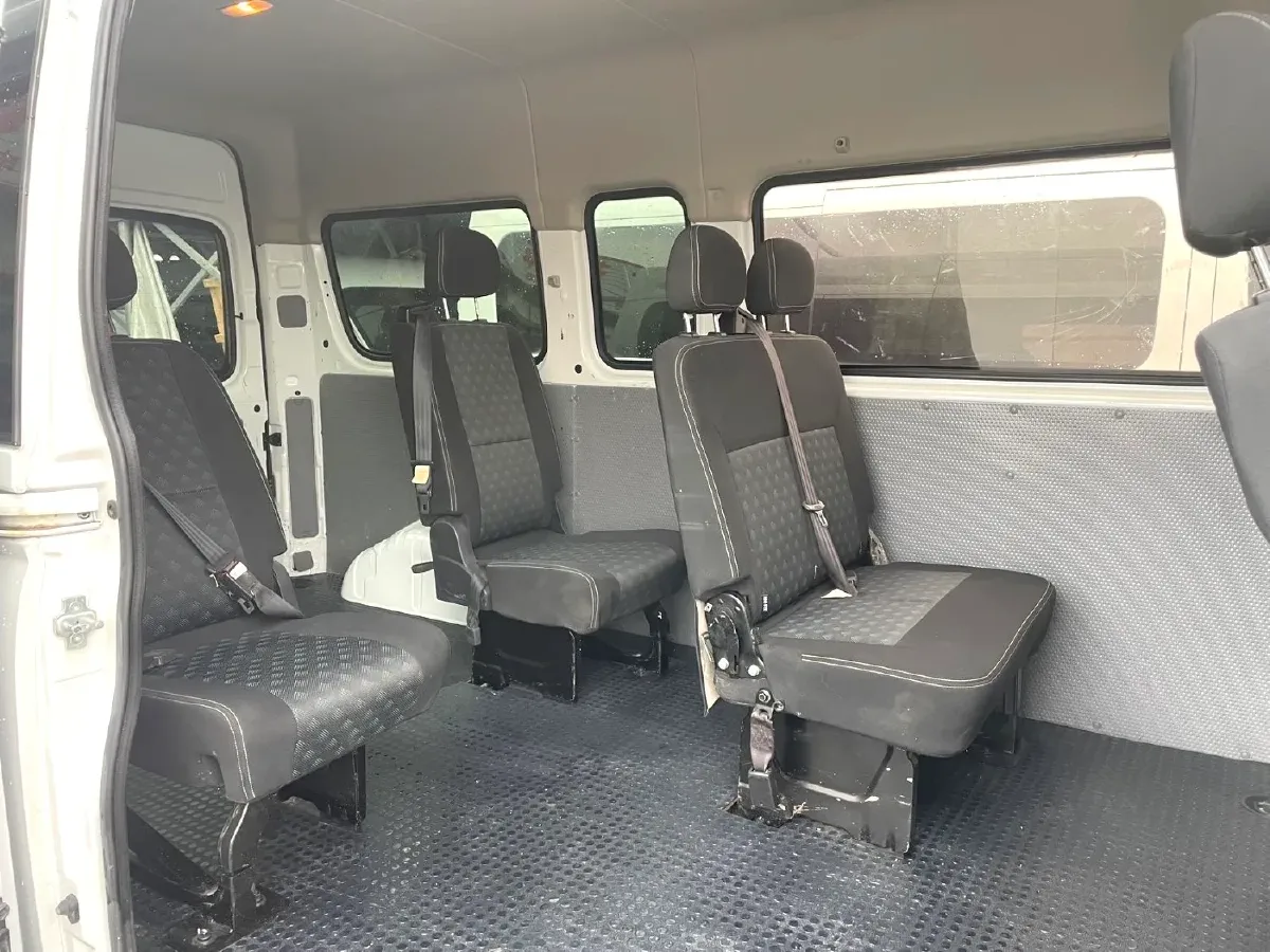 2019 MAXUS XinTu V80 2.0T 139HP L4 6MT,autocango,china used car exporter,china ev exporter,chinese used car exporter,chinese used ev exporter