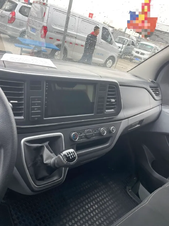 2019 MAXUS XinTu V80 2.0T 139HP L4 6MT,autocango,china used car exporter,china ev exporter,chinese used car exporter,chinese used ev exporter