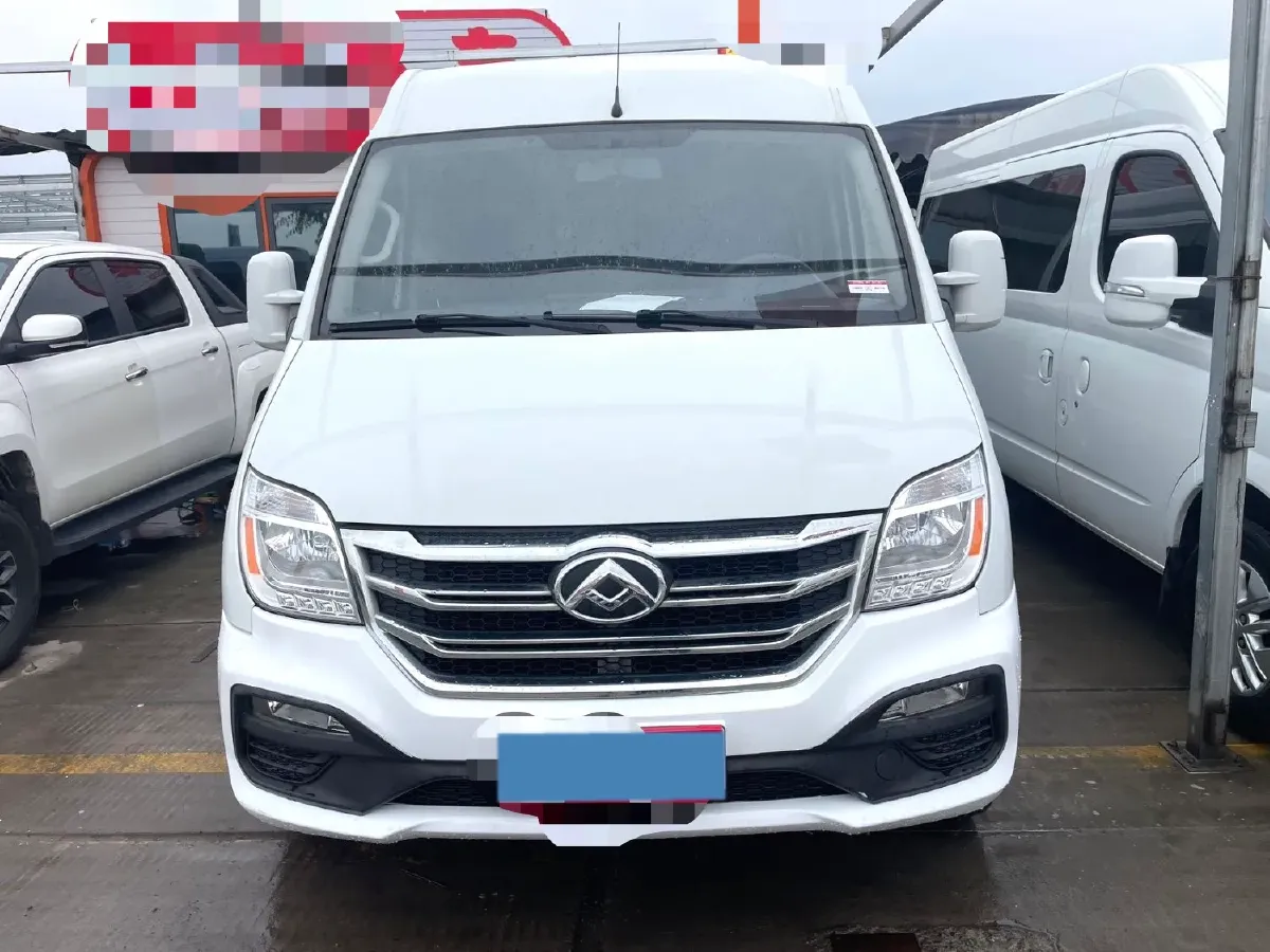 2019 MAXUS XinTu V80 2.0T 139HP L4 6MT,autocango,china used car exporter,china ev exporter,chinese used car exporter,chinese used ev exporter