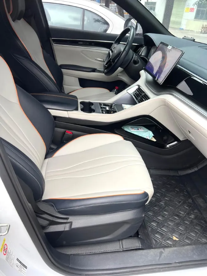 2022 Geely JiaJi 1.5T 177HP L3 7DCT PHEV 15.5KWH,autocango,china used car exporter,china ev exporter,chinese used car exporter,chinese used ev exporter