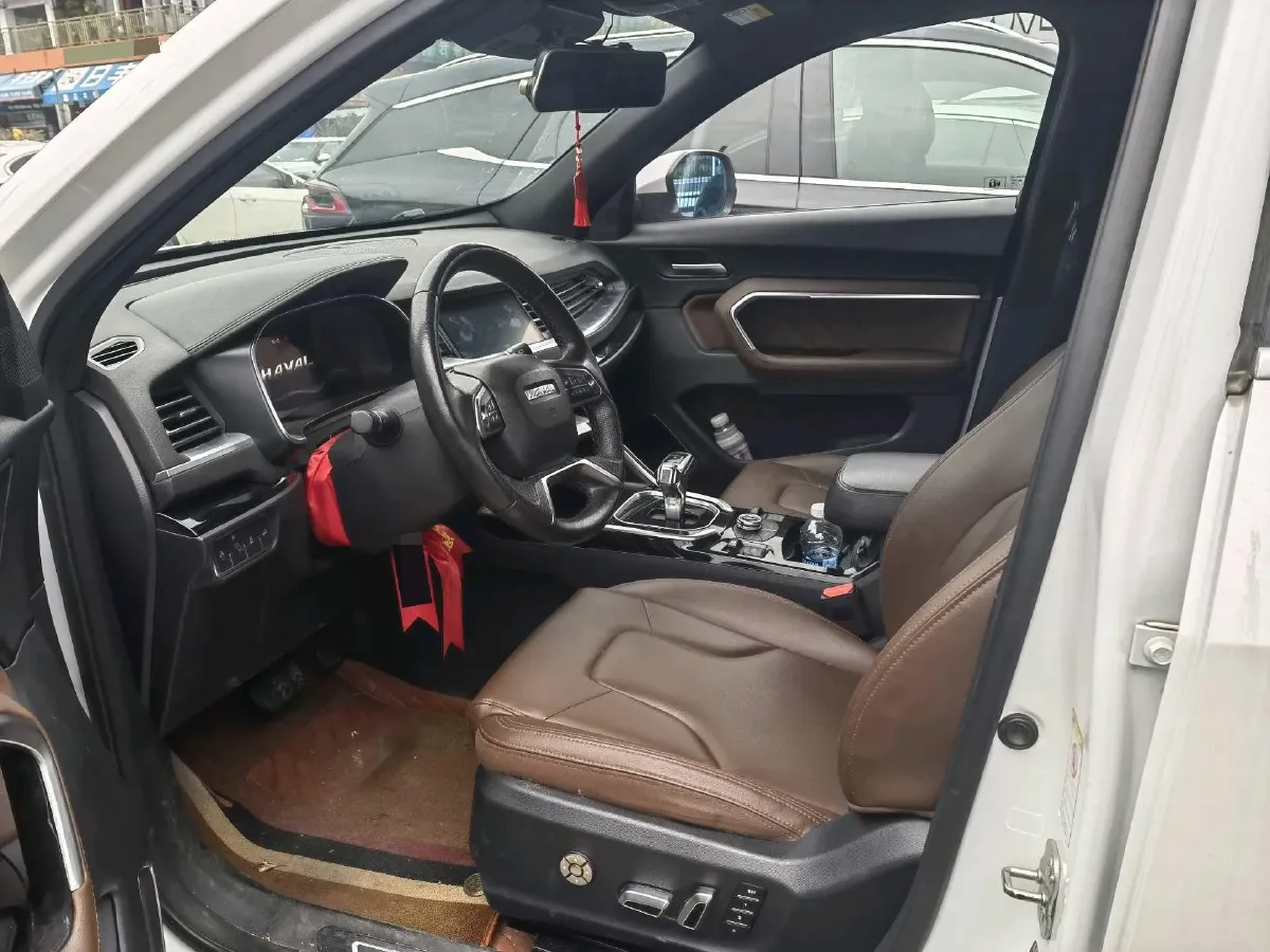 2017 Haval H6 2.0T 197HP L4 7DCT,autocango,china used car exporter,china ev exporter,chinese used car exporter,chinese used ev exporter