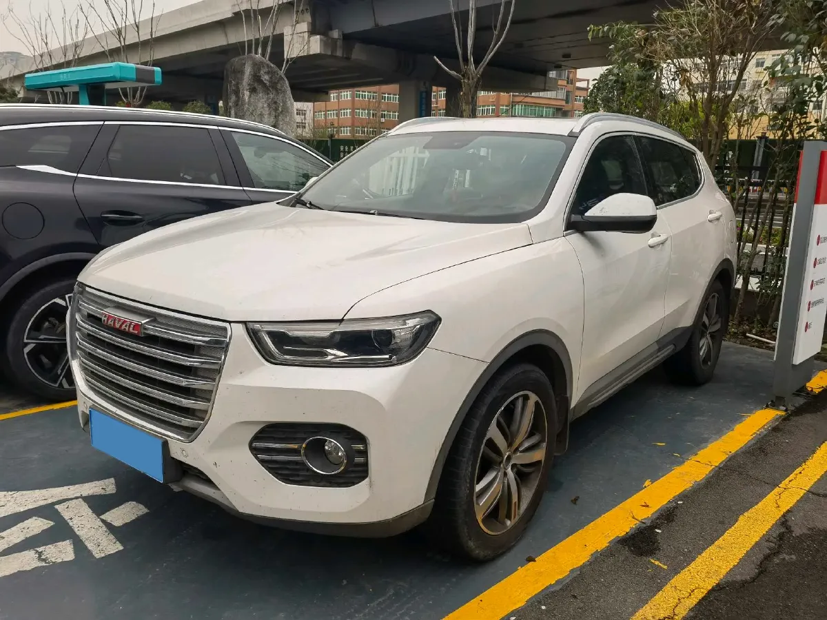 2017 Haval H6 2.0T 197HP L4 7DCT,autocango,china used car exporter,china ev exporter,chinese used car exporter,chinese used ev exporter