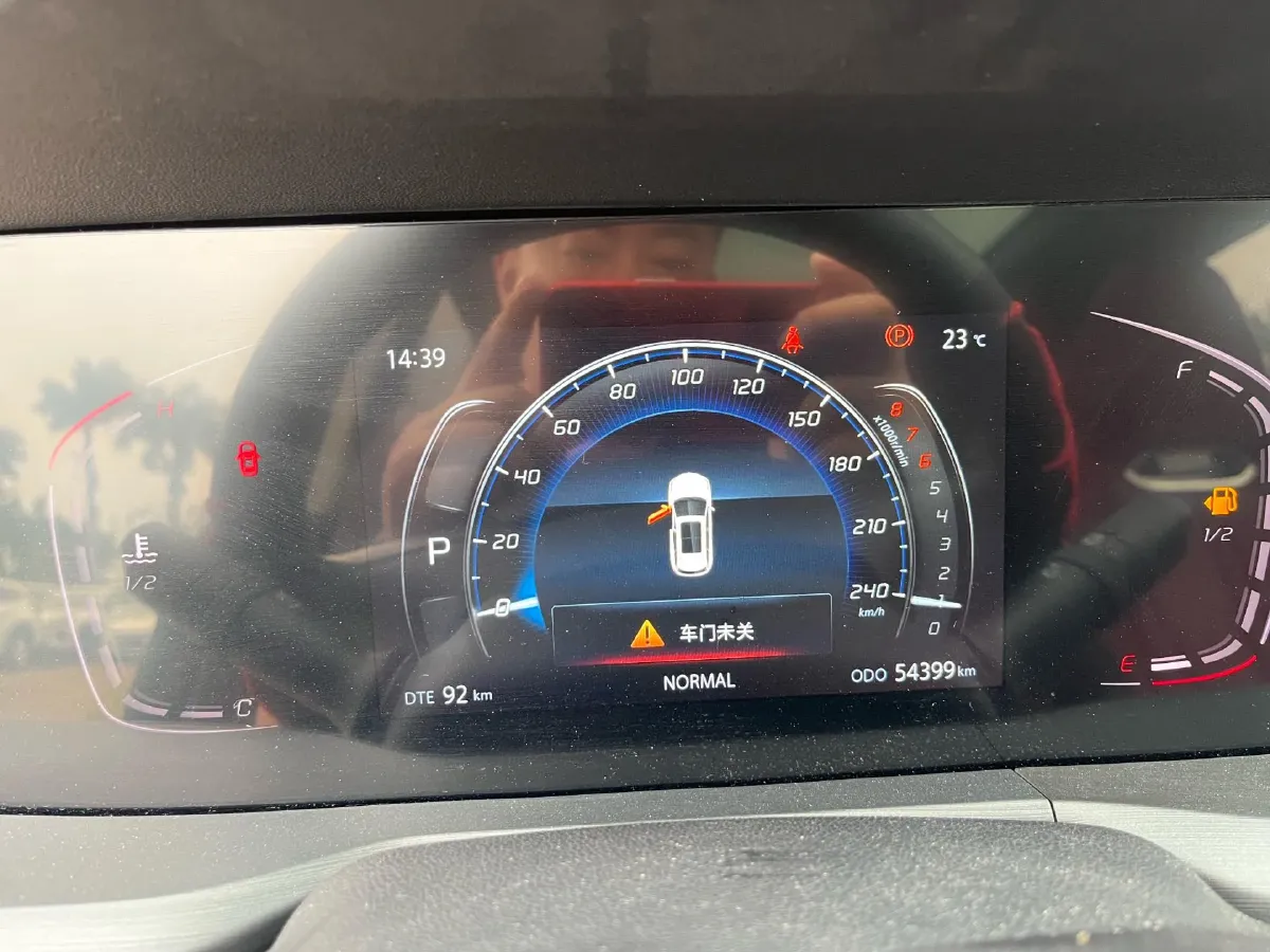 2022 ChangAn CS75 Plus 1.5T 178HP L4 6AT,autocango,china used car exporter,china ev exporter,chinese used car exporter,chinese used ev exporter