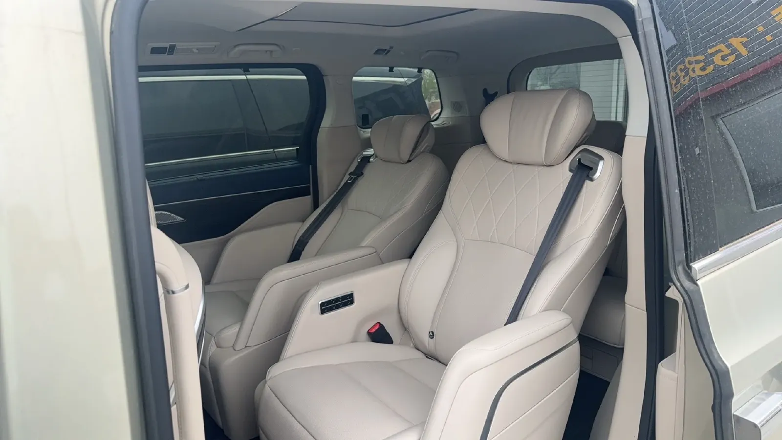 2024 Mercedes-Benz C Class 1.5T 204HP L4 9AT,autocango,china used car exporter,china ev exporter,chinese used car exporter,chinese used ev exporter