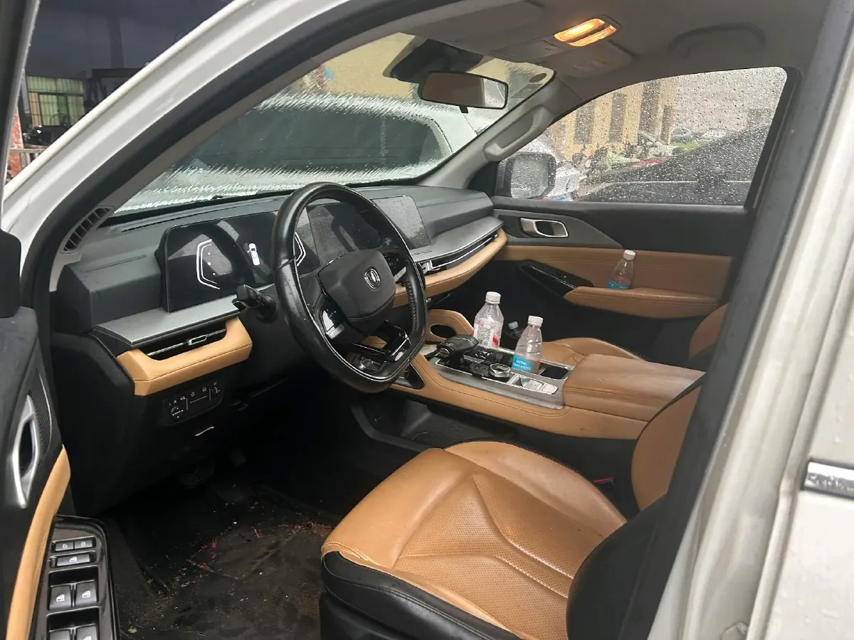 2023 ChangAn LanTuoZhe 2.0T 233HP L4 8AT,autocango,china used car exporter,china ev exporter,chinese used car exporter,chinese used ev exporter