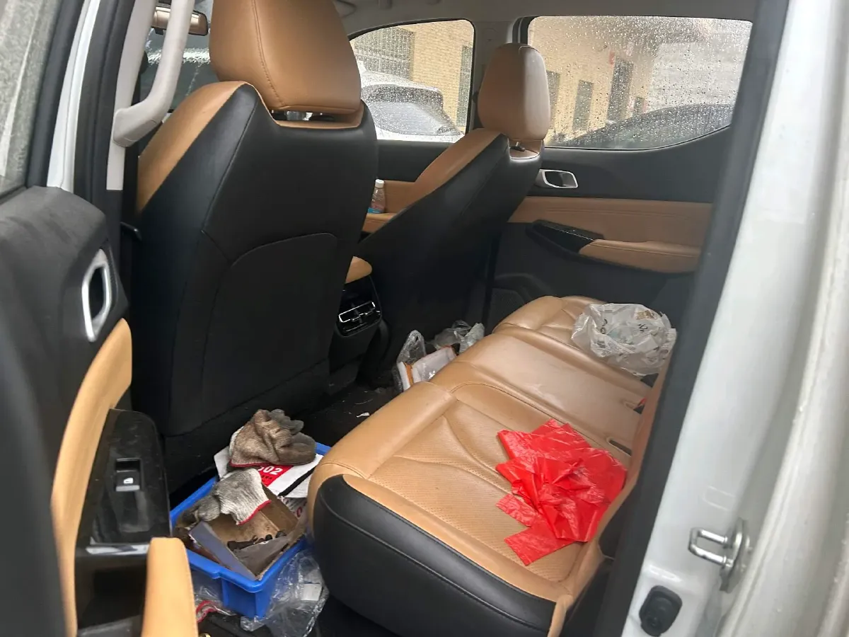 2023 ChangAn LanTuoZhe 2.0T 233HP L4 8AT,autocango,china used car exporter,china ev exporter,chinese used car exporter,chinese used ev exporter