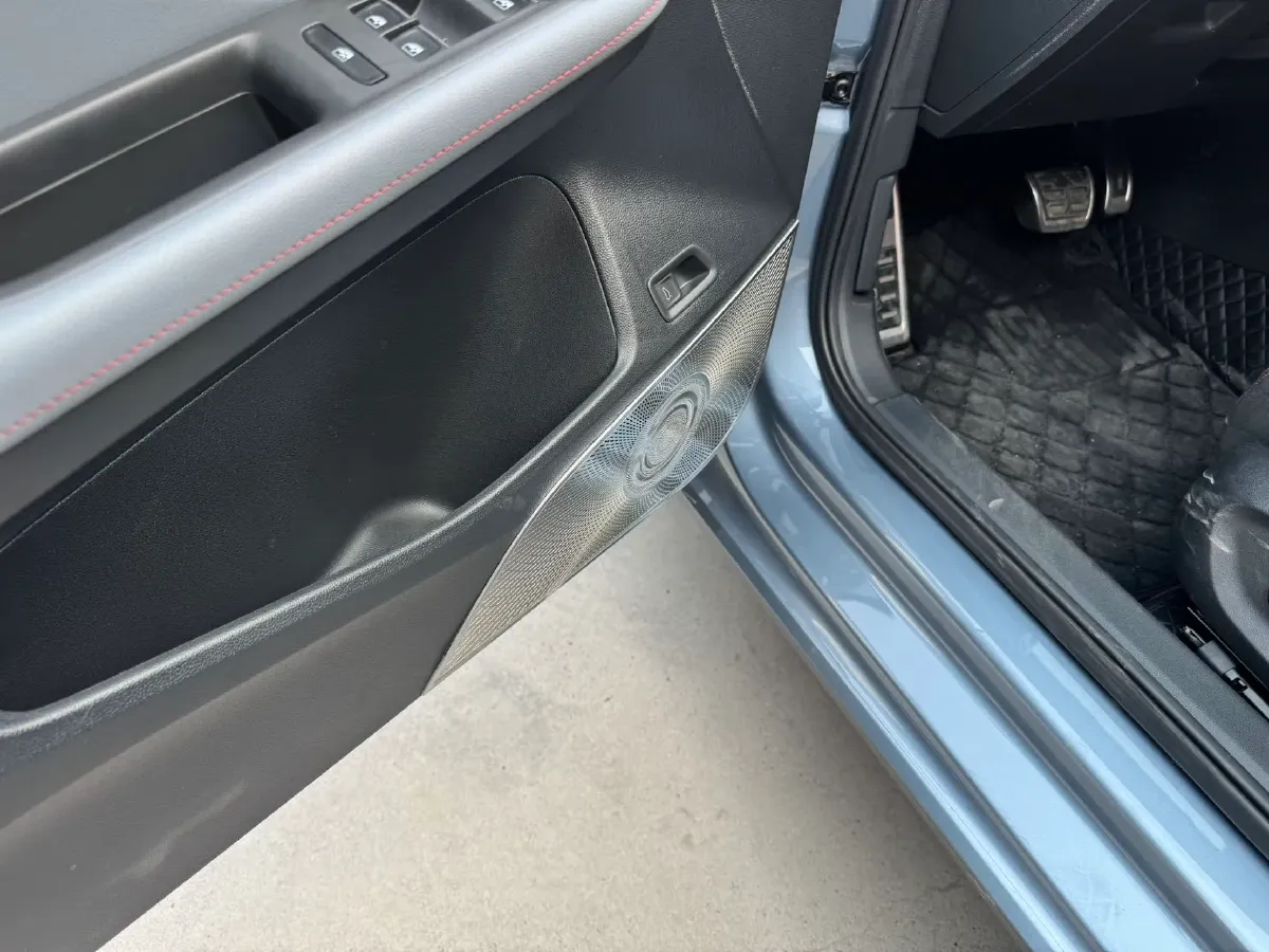 2023 Volkswagen Lamando 1.4T 150HP L4 7DCT,autocango,china used car exporter,china ev exporter,chinese used car exporter,chinese used ev exporter