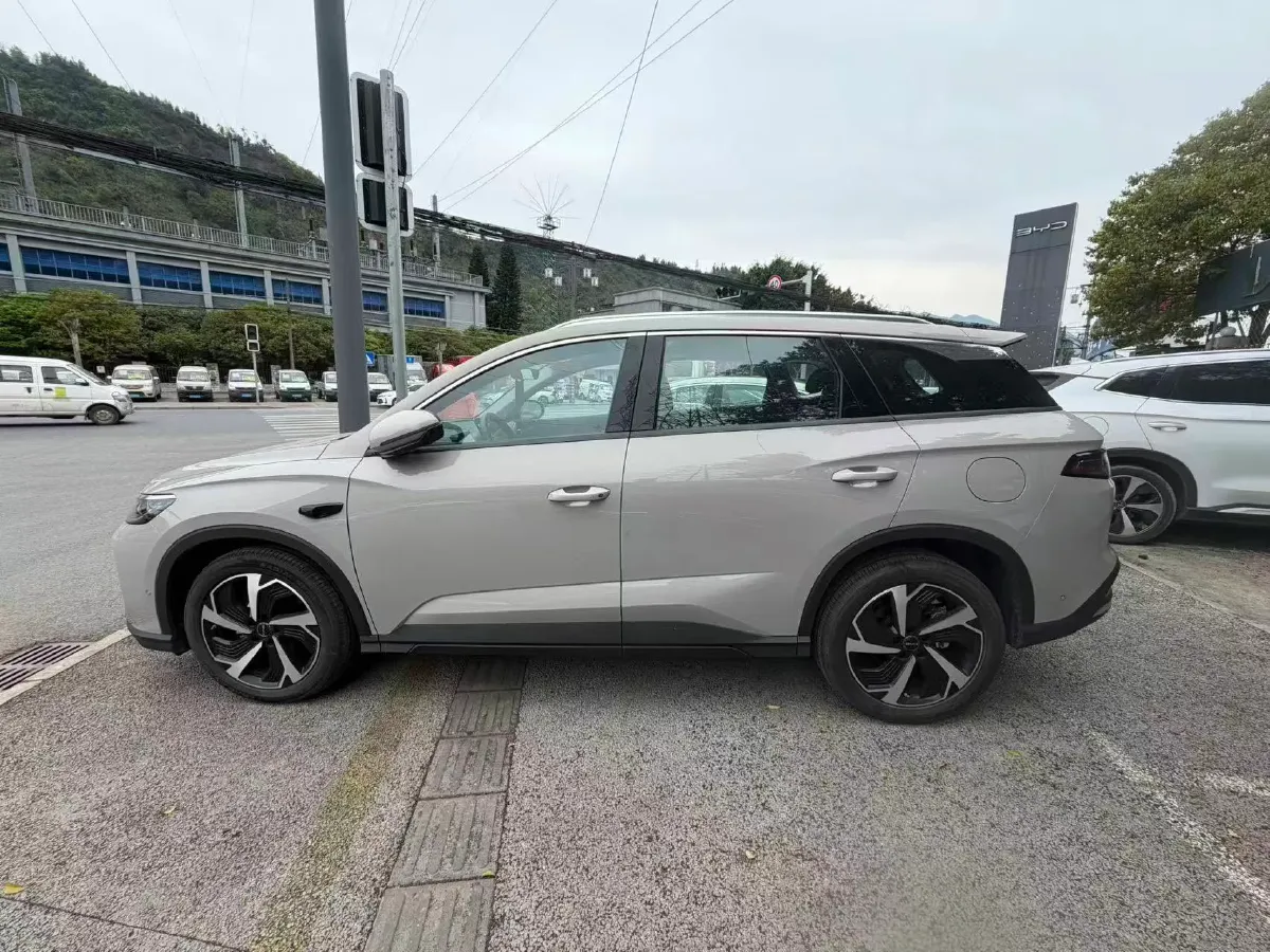 2025 BYD Sea Lion 05 DM-i 1.5L 101HP L4 E-CVT PHEV 18.3KWH,autocango,china used car exporter,china ev exporter,chinese used car exporter,chinese used ev exporter