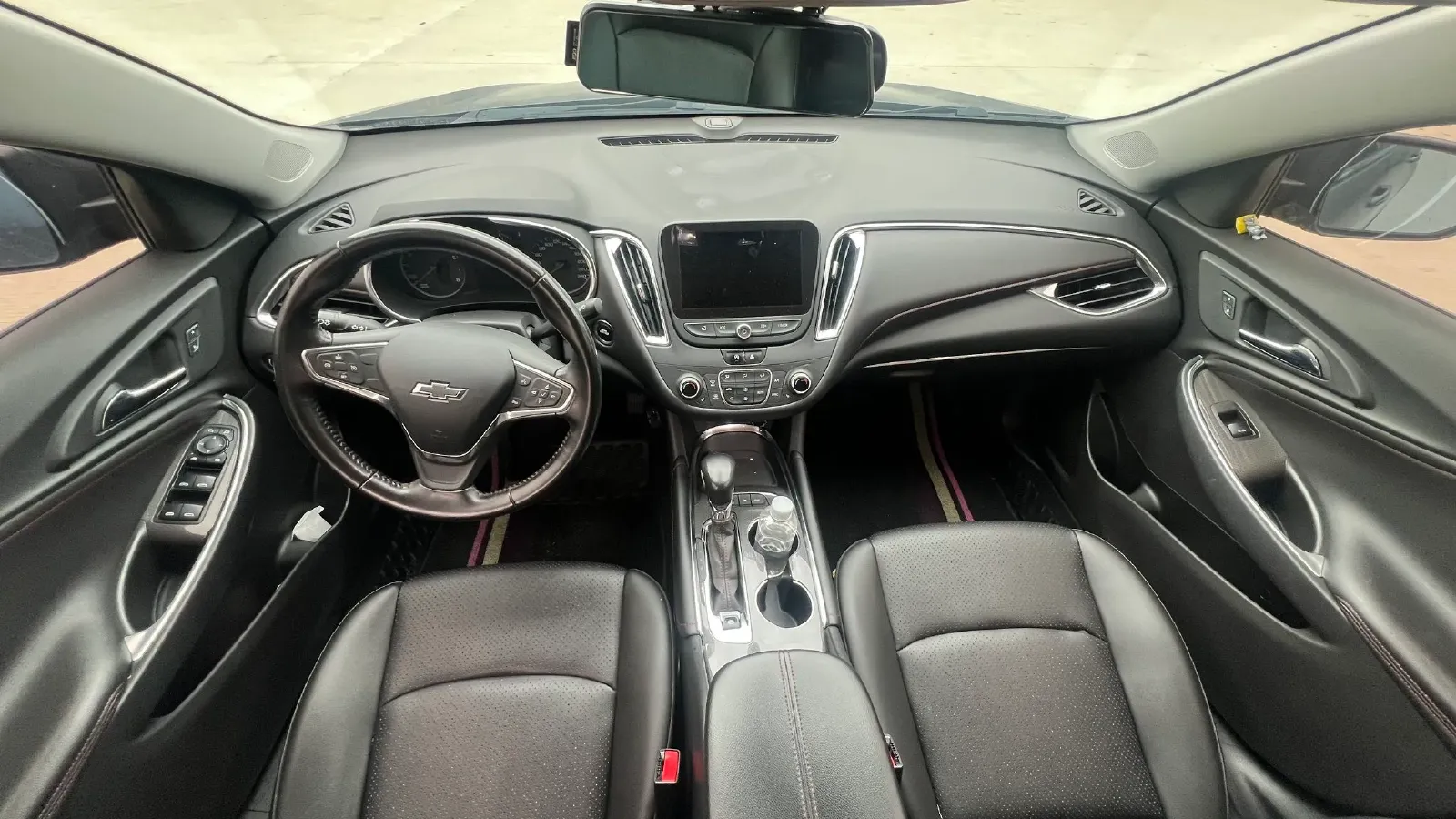 2021 Chevrolet Malibu XL 2.0T 237HP L4 9AT,autocango,china used car exporter,china ev exporter,chinese used car exporter,chinese used ev exporter