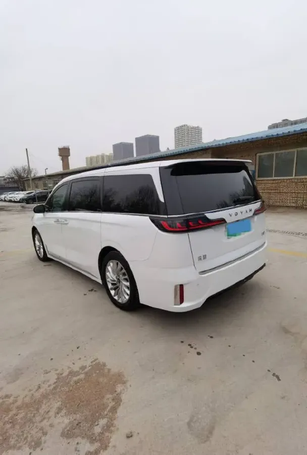 2022 Voyah Dream BEV 82KWH,autocango,china used car exporter,china ev exporter,chinese used car exporter,chinese used ev exporter
