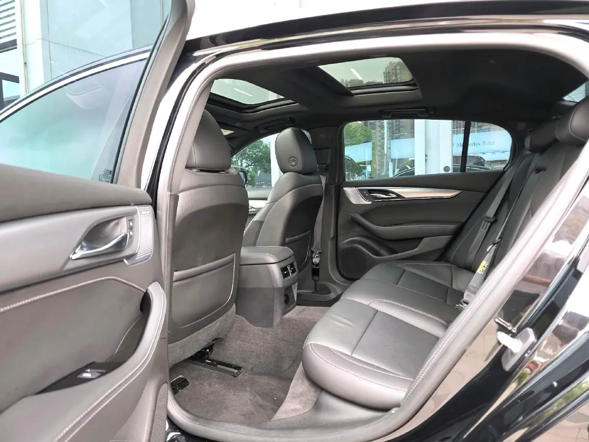 2021 Cadillac CT5 2.0T 237HP L4 10AT,autocango,china used car exporter,china ev exporter,chinese used car exporter,chinese used ev exporter