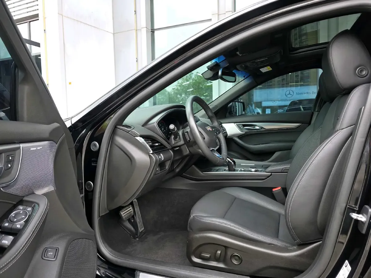 2021 Cadillac CT5 2.0T 237HP L4 10AT,autocango,china used car exporter,china ev exporter,chinese used car exporter,chinese used ev exporter