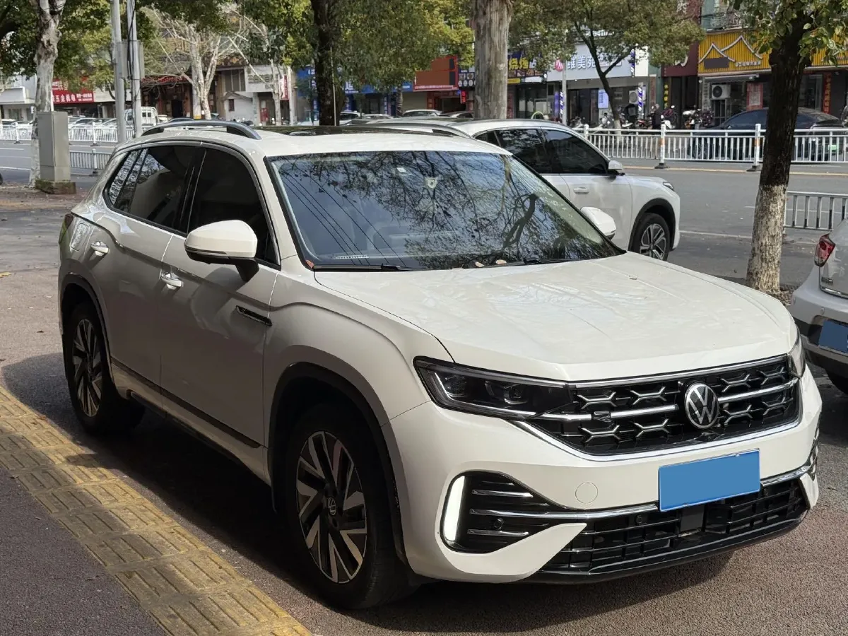 2023 Volkswagen Tayron 2.0T 220HP L4 7DCT,autocango,china used car exporter,china ev exporter,chinese used car exporter,chinese used ev exporter