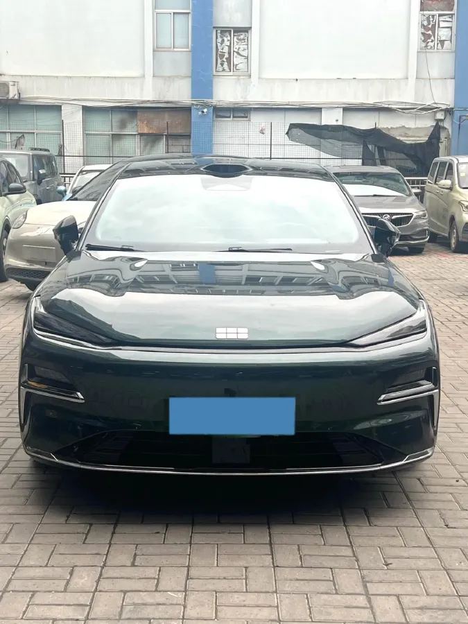 2025 Geely Galaxy Starshine 8 1.5T 163HP L4 3DHT PHEV 27.69KWH,autocango,china used car exporter,china ev exporter,chinese used car exporter,chinese used ev exporter