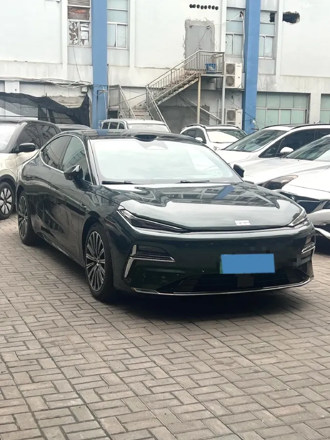2025 Geely Galaxy Starshine 8 1.5T 163HP L4 3DHT PHEV 27.69KWH,autocango,china used car exporter,china ev exporter,chinese used car exporter,chinese used ev exporter