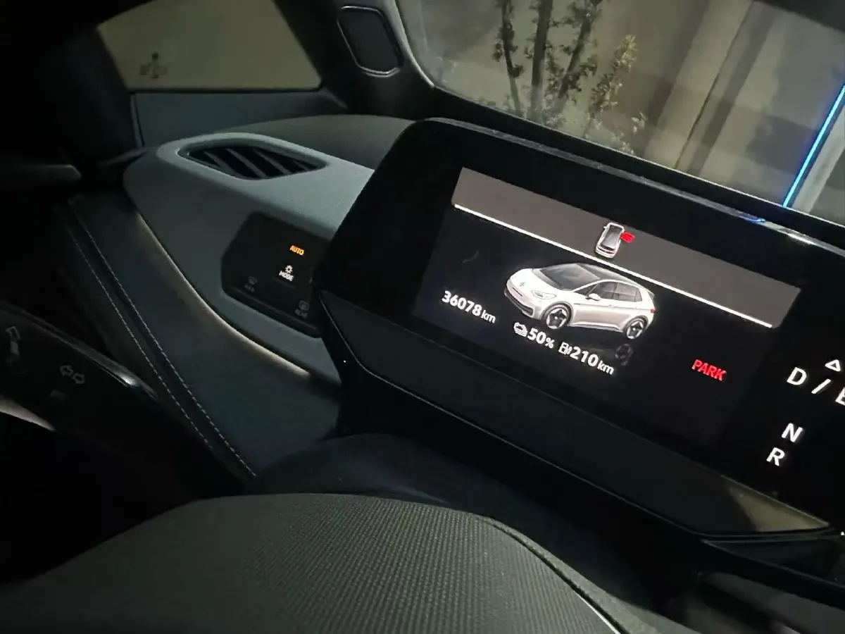 2024 Volkswagen ID.3 BEV 52.8KWH,autocango,china used car exporter,china ev exporter,chinese used car exporter,chinese used ev exporter