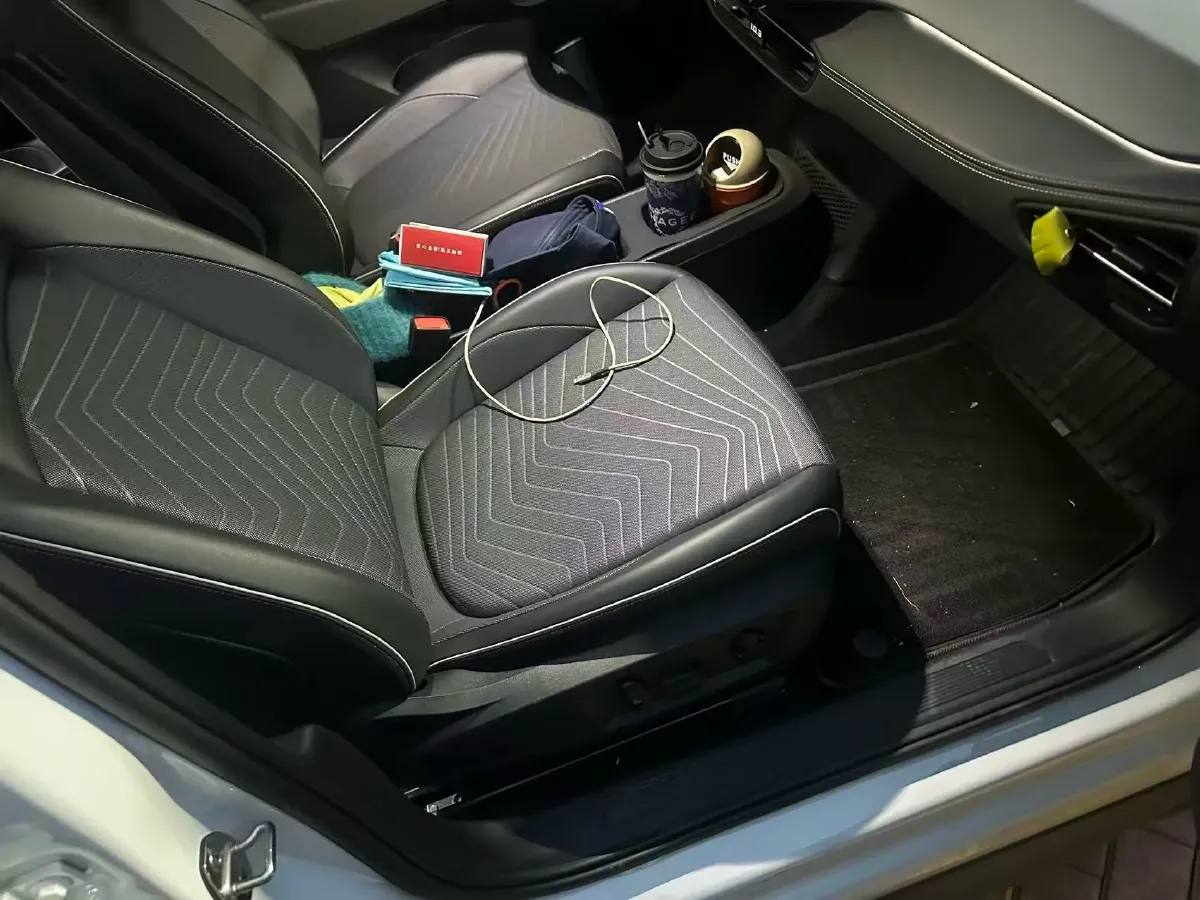 2024 Volkswagen ID.3 BEV 52.8KWH,autocango,china used car exporter,china ev exporter,chinese used car exporter,chinese used ev exporter