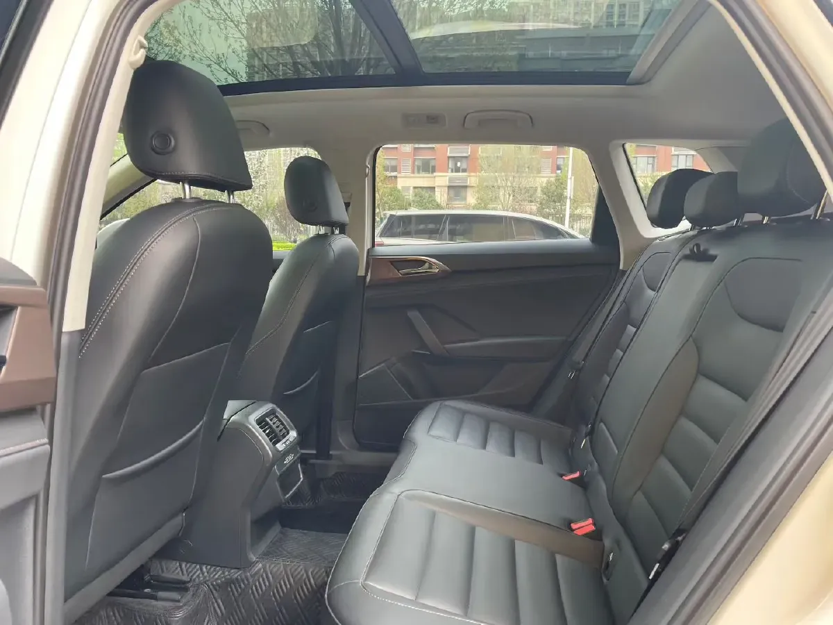 2019 Honda CR-V 1.5T 193HP L4 CVT,autocango,china used car exporter,china ev exporter,chinese used car exporter,chinese used ev exporter