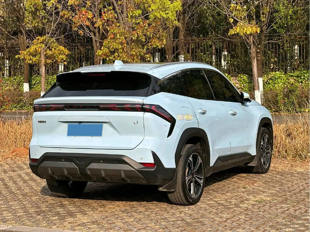 2023 Geely Galaxy L7 1.5T 163HP L4 3DHT PHEV 18.7KWH,autocango,china used car exporter,china ev exporter,chinese used car exporter,chinese used ev exporter