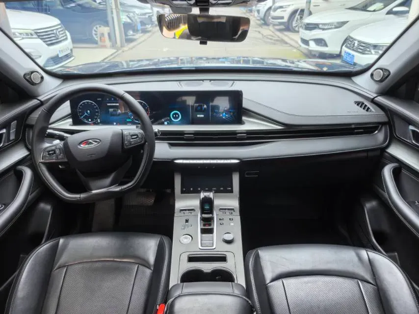 2022 Chery Tiggo 8 Plus 1.6T 197HP L4 7DCT,autocango,china used car exporter,china ev exporter,chinese used car exporter,chinese used ev exporter