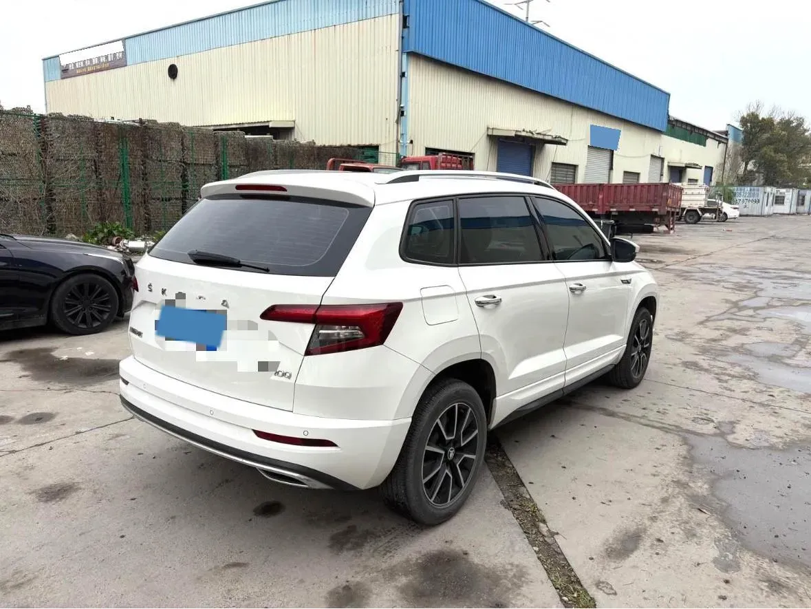 2022 Skoda Karoq 1.4T 150HP L4 7DCT,autocango,china used car exporter,china ev exporter,chinese used car exporter,chinese used ev exporter