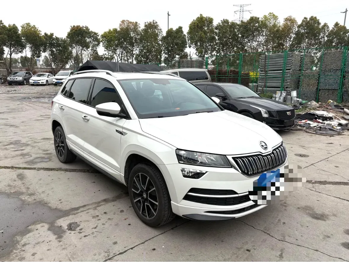 2022 Skoda Karoq 1.4T 150HP L4 7DCT,autocango,china used car exporter,china ev exporter,chinese used car exporter,chinese used ev exporter