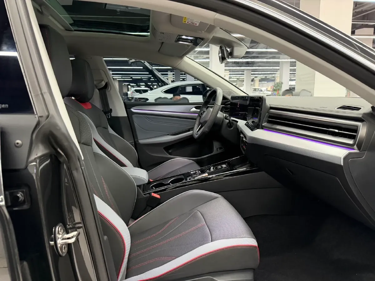 2023 Volkswagen Lamando 1.4T 150HP L4 7DCT,autocango,china used car exporter,china ev exporter,chinese used car exporter,chinese used ev exporter