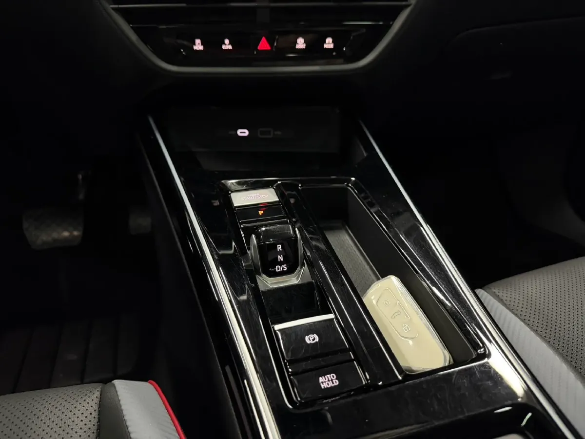 2023 Volkswagen Lamando 1.4T 150HP L4 7DCT,autocango,china used car exporter,china ev exporter,chinese used car exporter,chinese used ev exporter