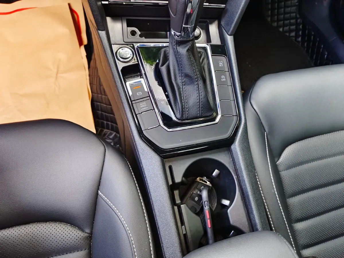 2021 Volkswagen Lamando 1.4T 150HP L4 7DCT,autocango,china used car exporter,china ev exporter,chinese used car exporter,chinese used ev exporter