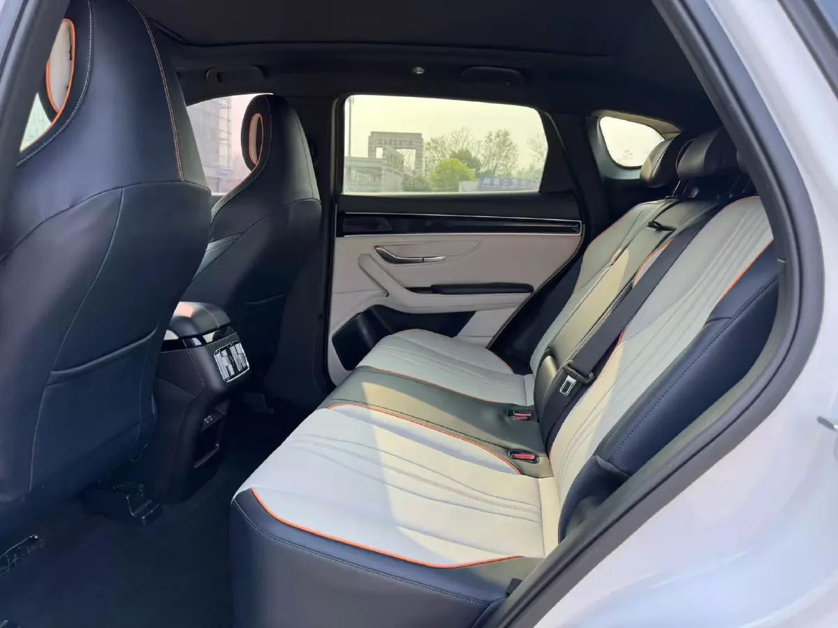 2022 Hyundai Tucson 2.0L 150HP L4 6AT Hybrid,autocango,china used car exporter,china ev exporter,chinese used car exporter,chinese used ev exporter