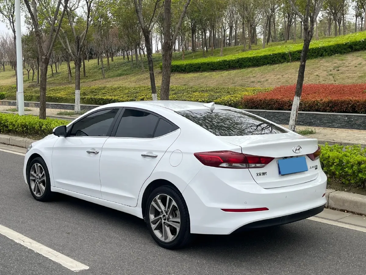2018 Hyundai Elantra 1.6L 130HP L4 6AT,autocango,china used car exporter,china ev exporter,chinese used car exporter,chinese used ev exporter